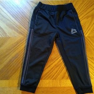 Black Reebok Boys Sweatpants, B3-15